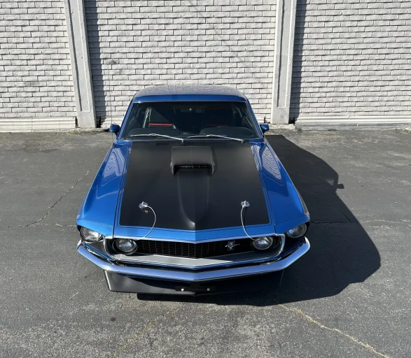 Vehicle image 52
