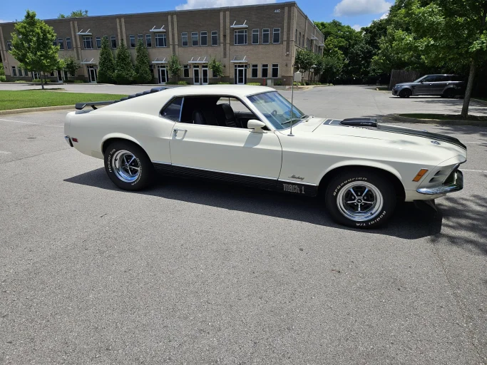 Vehicle image 63