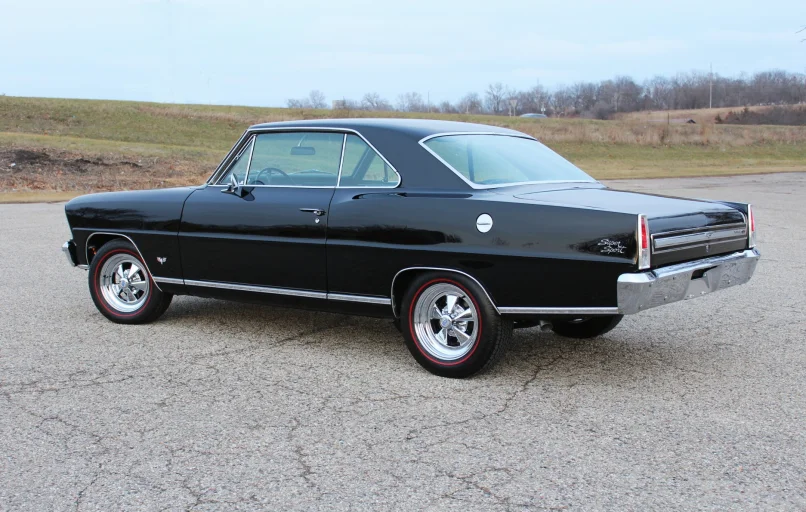 Vehicle image 200